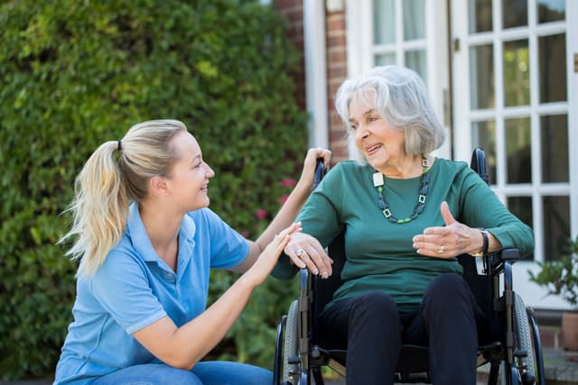 FRIENDS AND FAMILY HOME CARE SANTA CLARITA